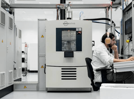 Maintaining Consistent Environmental Conditions for Product Evaluation